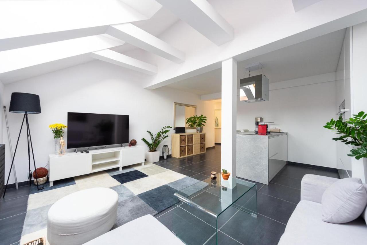 Modaloft Duplex By Rentez Apartamento